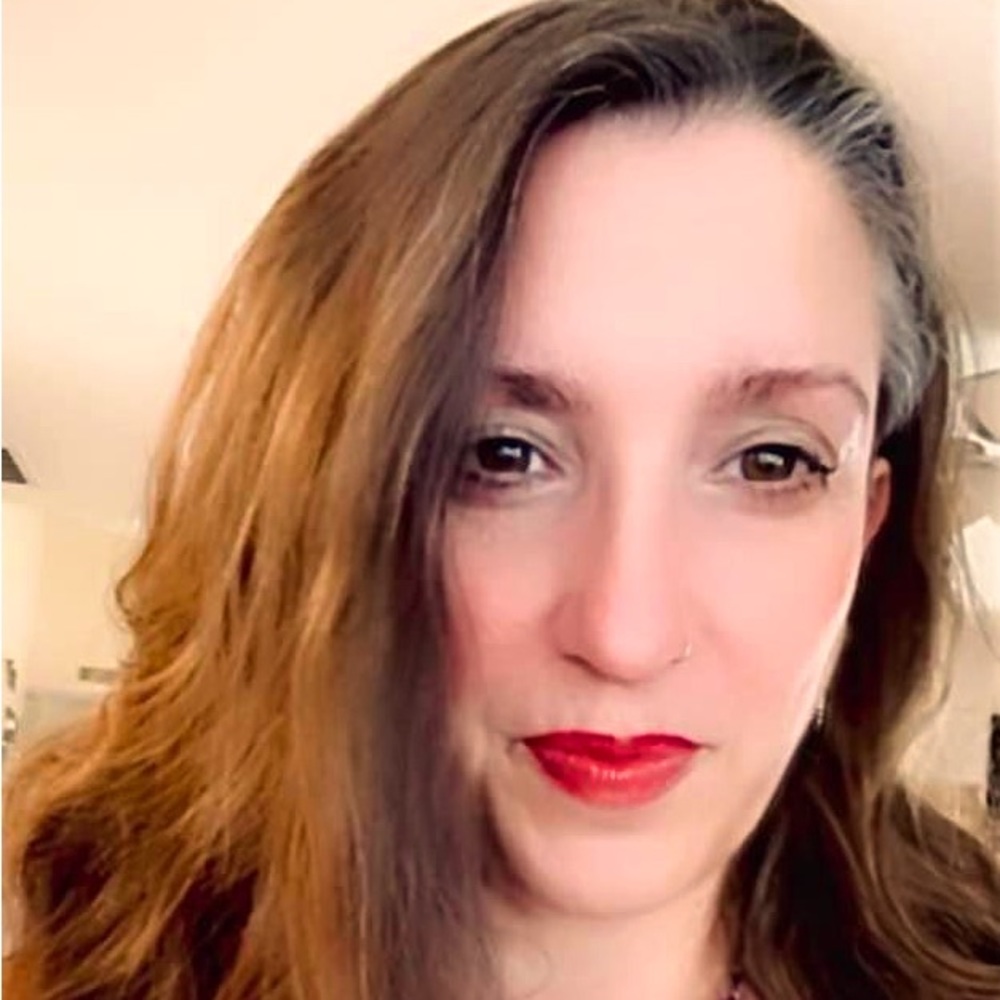 Meet your Posher, Amelia